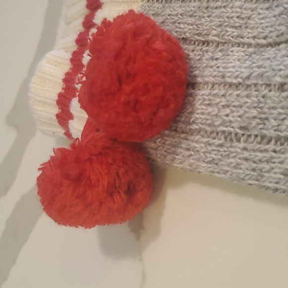 Reading Socks - Picture 3 of 4